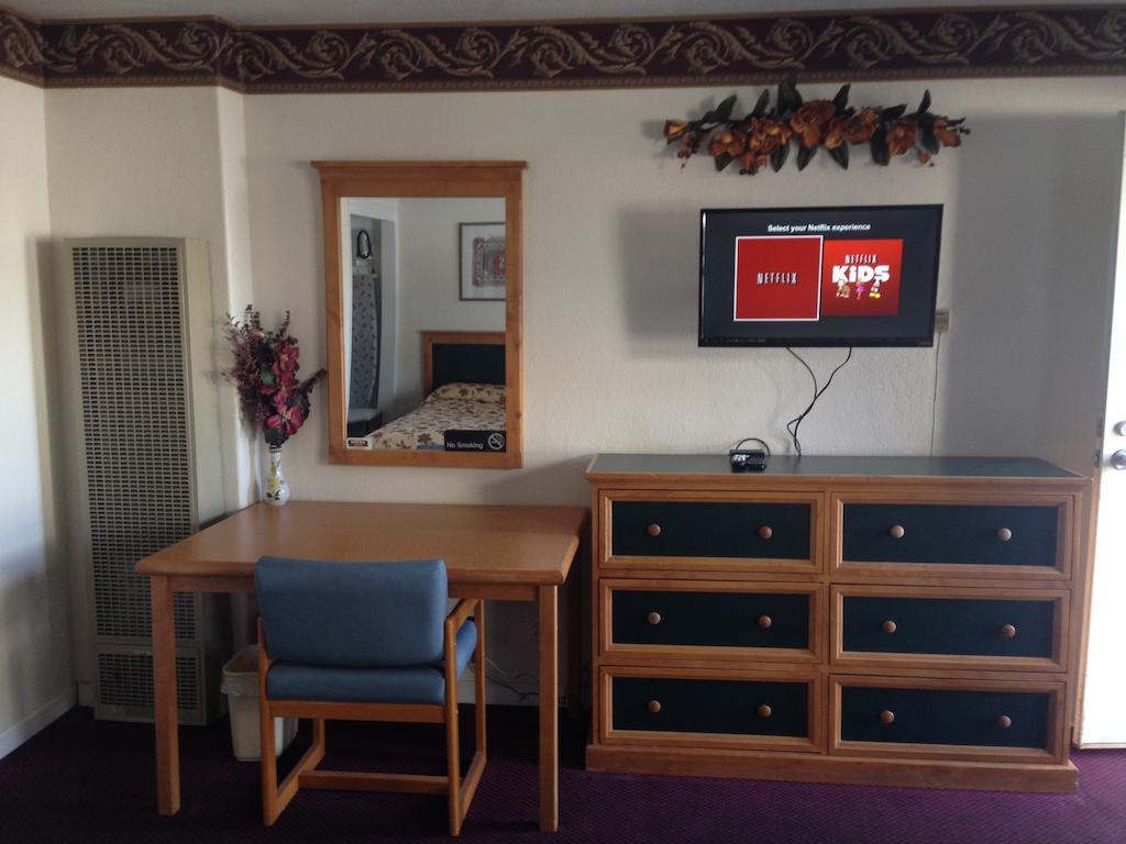 Travelers Inn And Suites South Lake Tahoe Oda fotoğraf