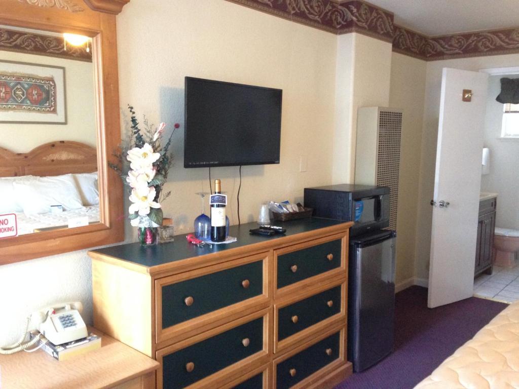 Travelers Inn And Suites South Lake Tahoe Oda fotoğraf